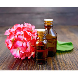 Αιθέριο έλαιο γεράνι